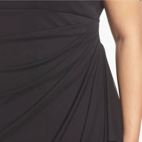 Alex Evenings Cold Shoulder Ruffle Gown  NWT Size 4P - Picture 4 of 10